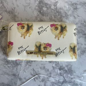 Betsy’s Johnson Wallet